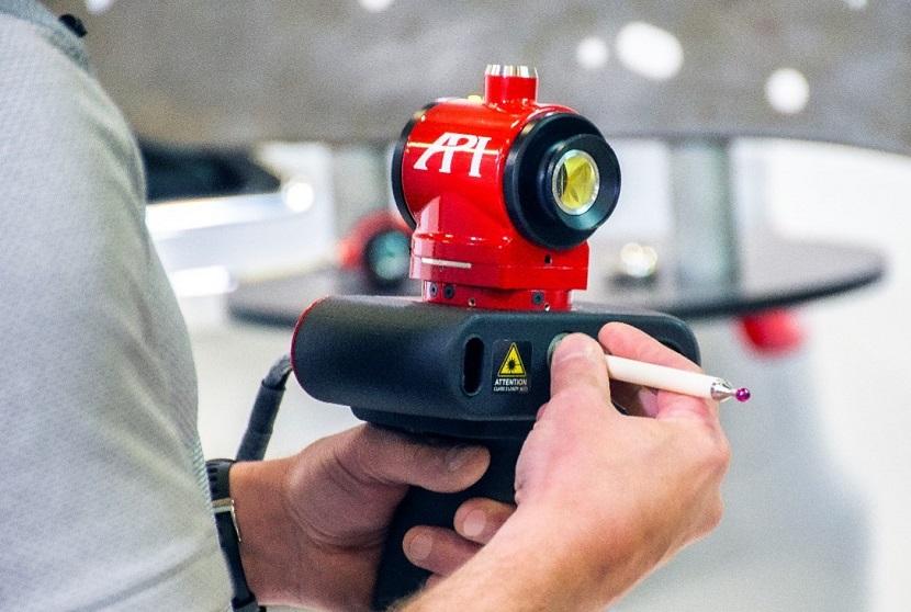 API iScan3D hand-held 3D scanner designed for portable shop-floor ...