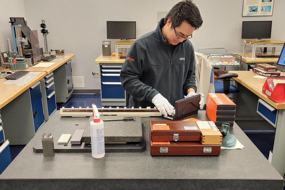 Master Calibration Instruments Calibration lab tunes measuring tools and master artifacts