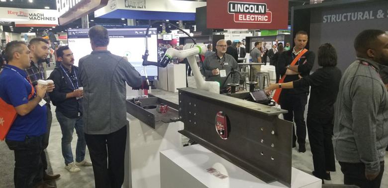 Lincoln Electric, Cooper welding cobot, FABTECH