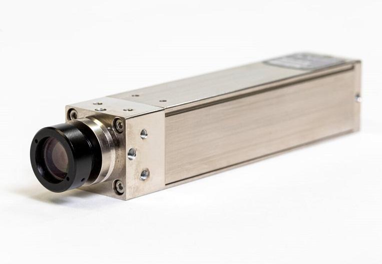 Lightweight XVC700 weld camera from Xiris fits in small frame