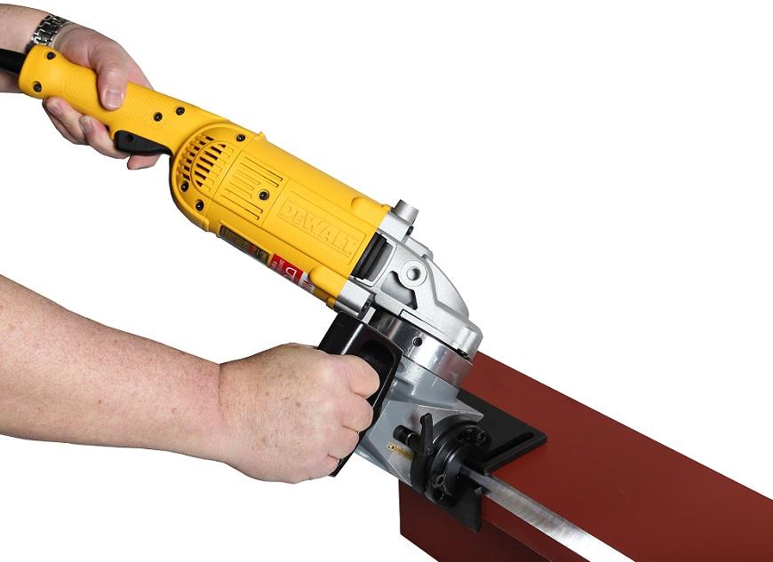 Model 4000 BevelMill from Heck works horizontal, vertical edges easily