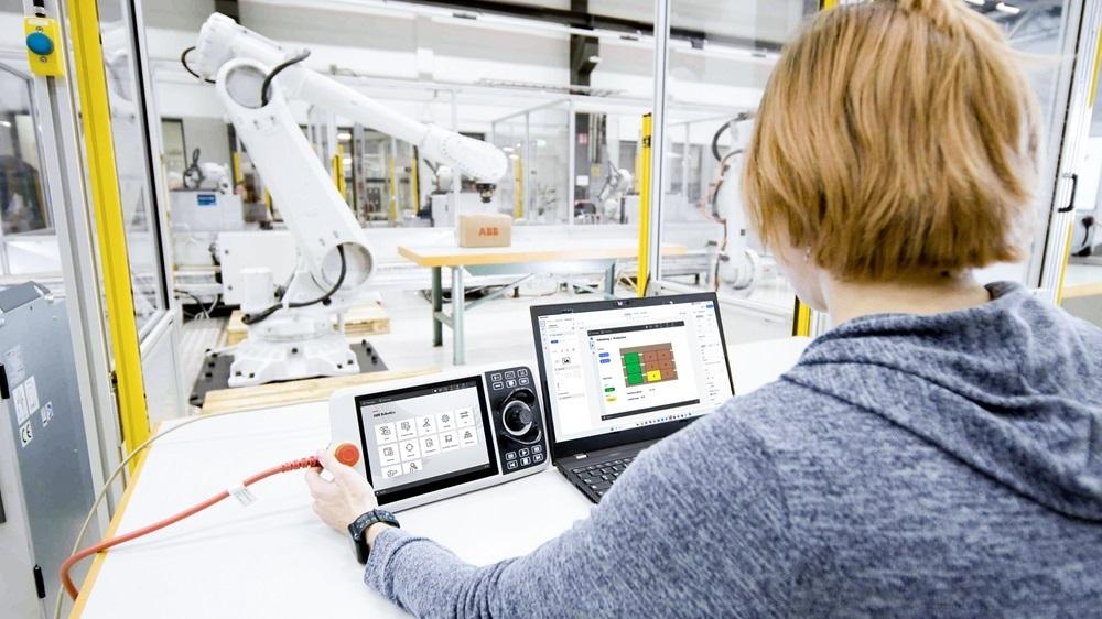 No-code software tool aids robot interface programming