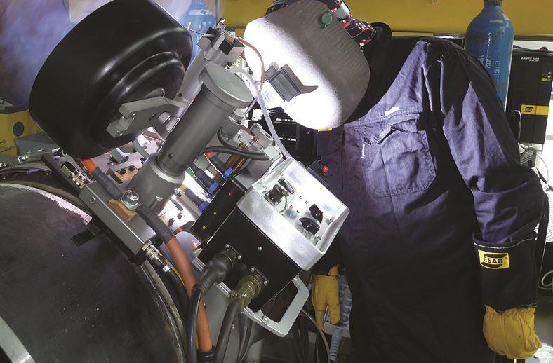 Pipeweld Orbiter mechanized welding system from ESAB helps lower cost