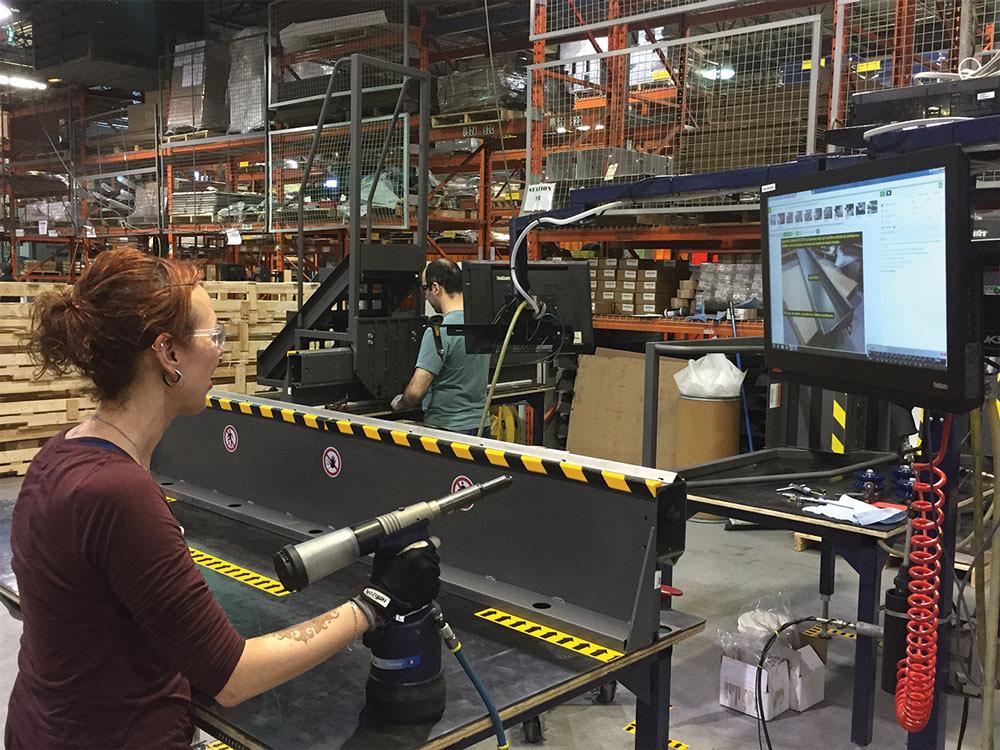 VKS visual work instruction software reduces errors