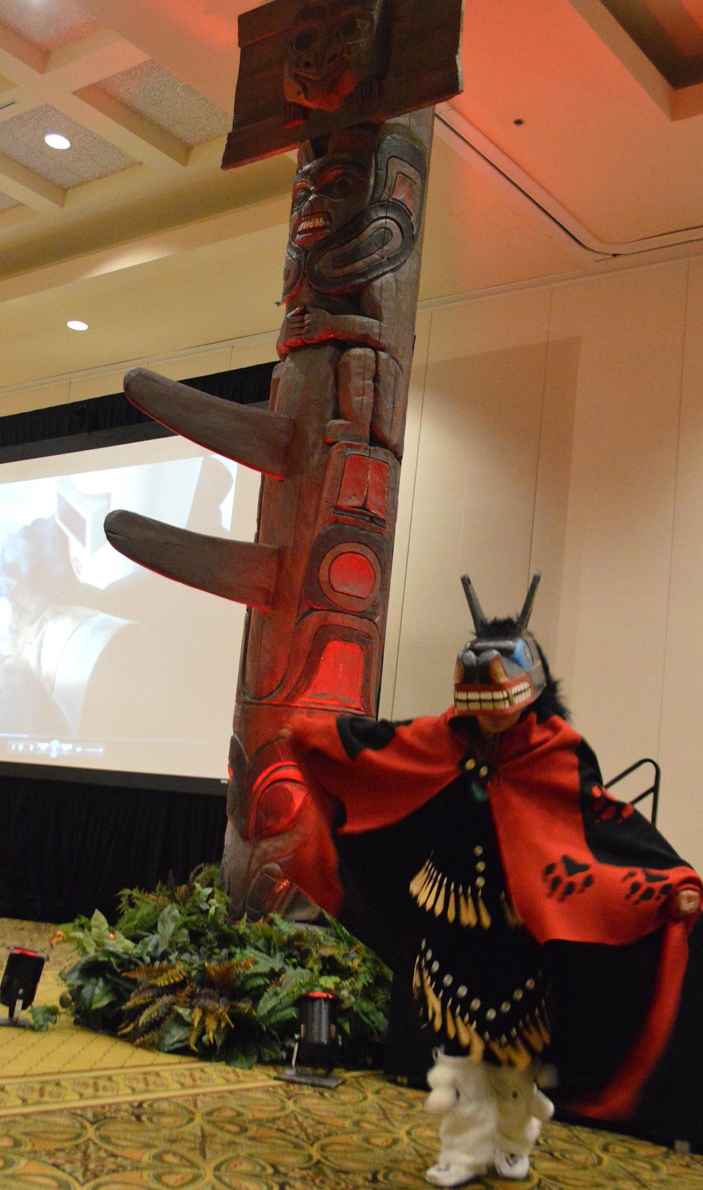 Indigenous entertainment was provided during the first joint CanWeld Conference between the Canadian Welding Association (CWA) and the International Institute of Welding (IIW) International Congress. 