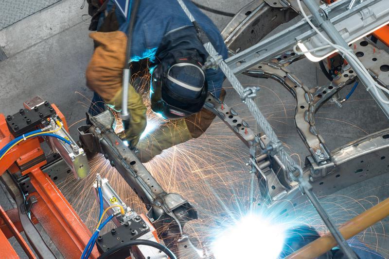 Magna opens new chassis facility in Mexico