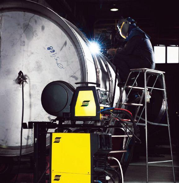 Having the spark
automatically
adjusted works well
in critical situations
like out of position
welding.
PHOTO COURTESY OF ESAB