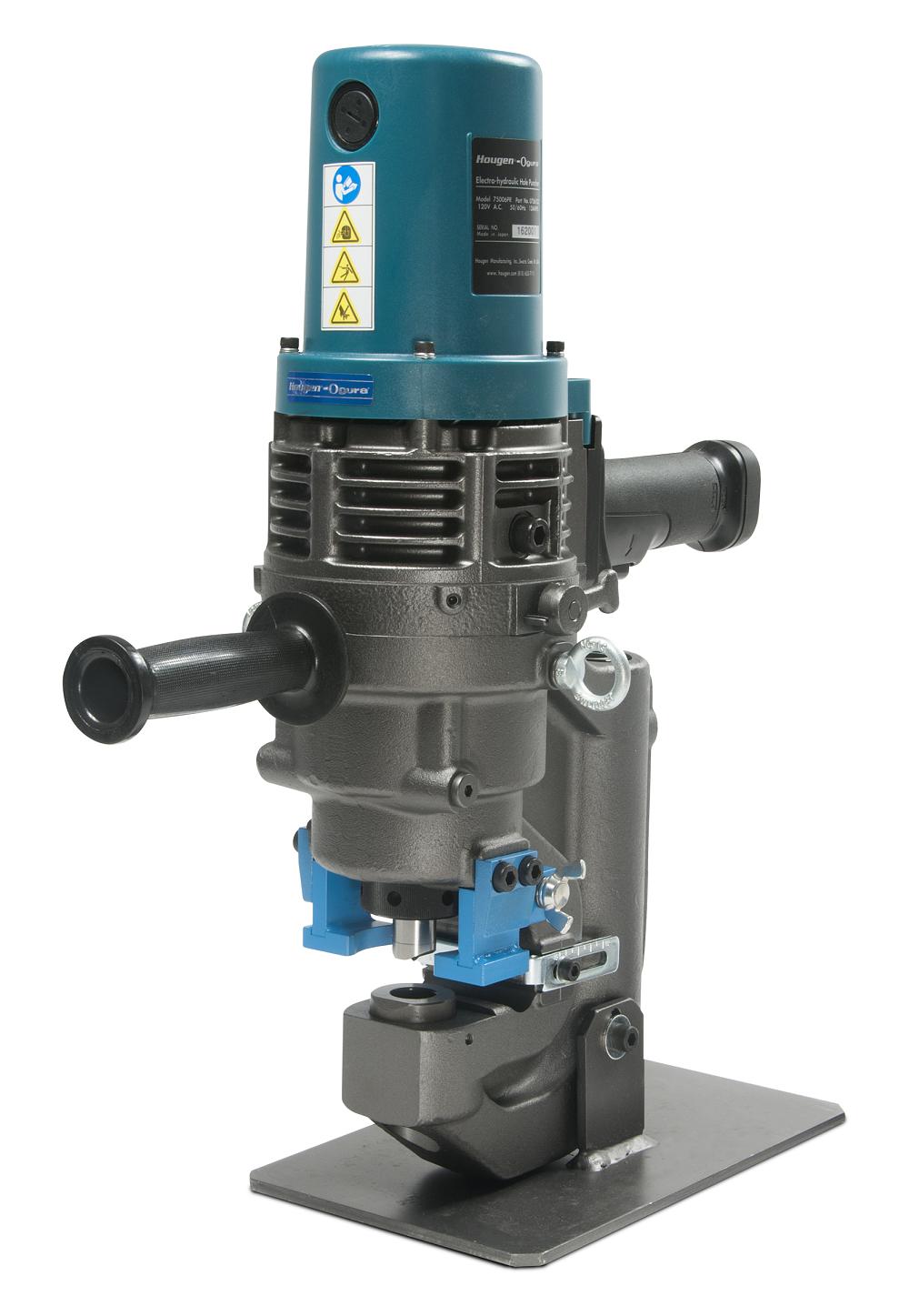 Portable hydraulic hole punch Clearance