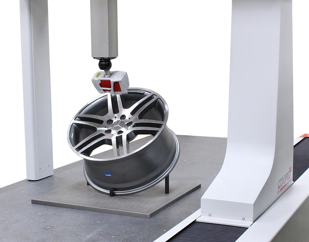 CMM integrates touch-probe, laser scanning functions
