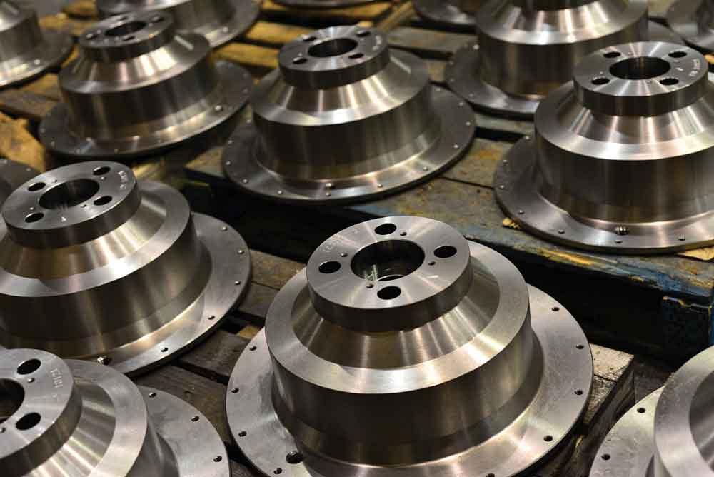 Ellery Manufacturing produces parts for the oil and gas, mining, heavy construction, forestry, energy, and marineindustries.
