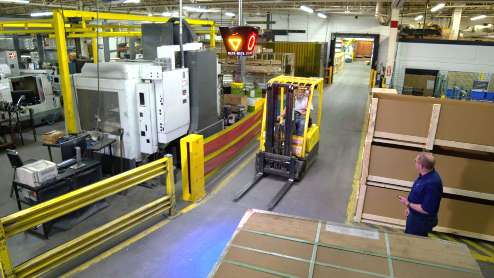 Rite-hite Safe-t-signal Warning System Intersection warning system alerts workers to approaching traffic