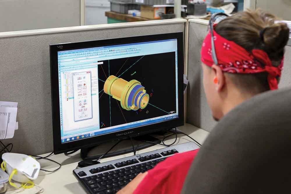 Cap-Thin’s programmer/machinists create CNC programs
in Mastercam based on SolidWorks CAD models sent
from the engineering department.